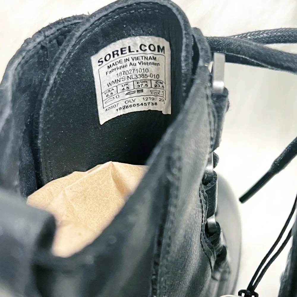 Sorel NWT Black Cate Lace-Up All-Leather Bootie Size 6.5
